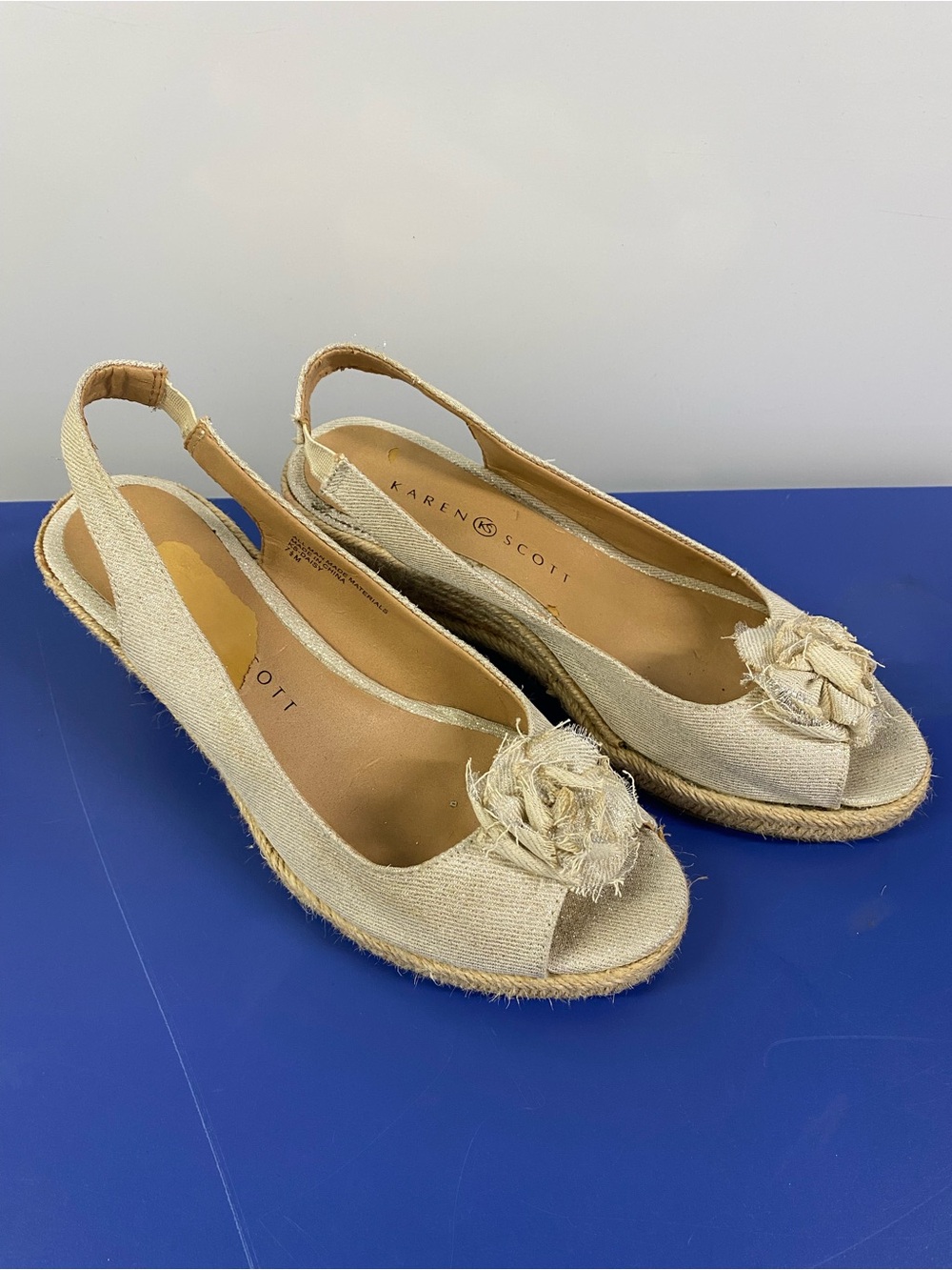 Karen Scott Natural Beige Slingback Espadrille Wedges with Frayed Flower